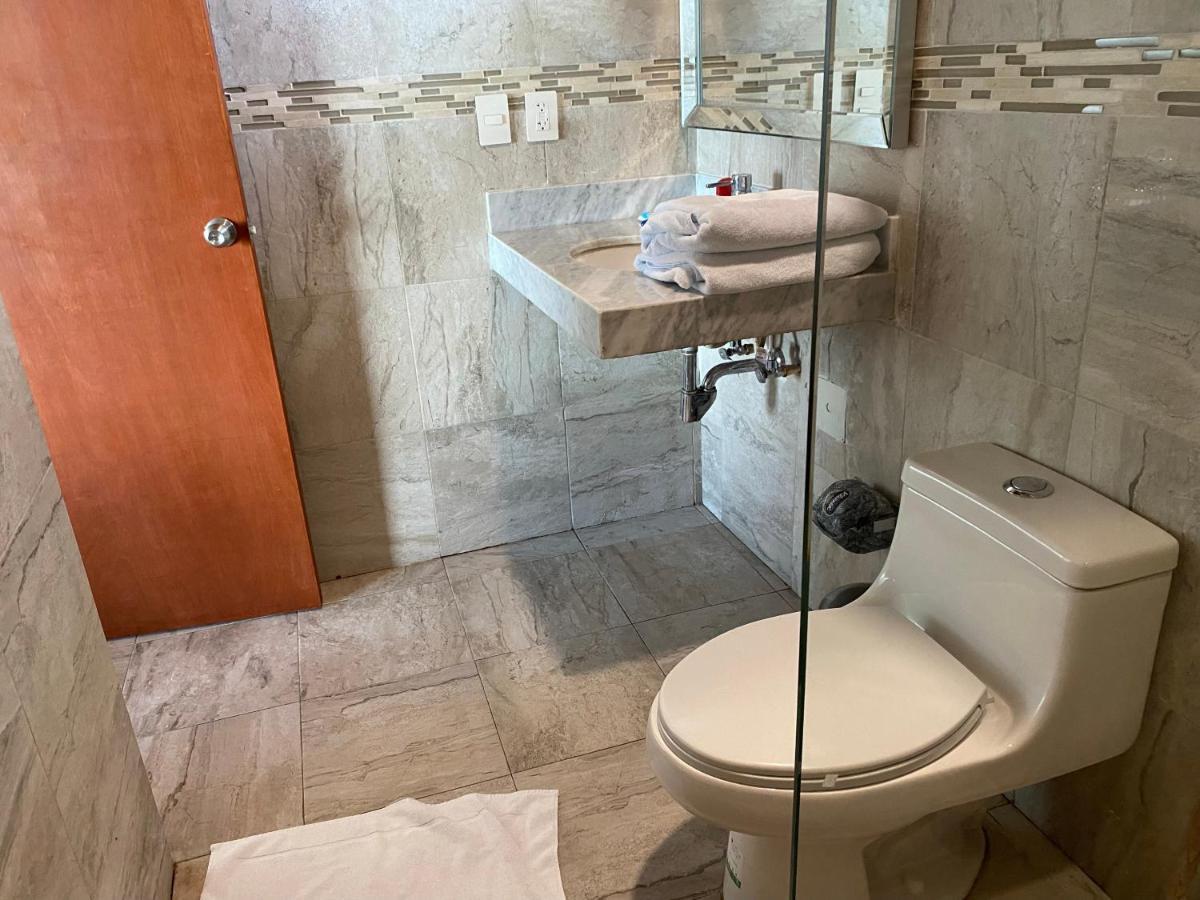 Cuxos Hotel Beachfront Исла Мухерес Екстериор снимка