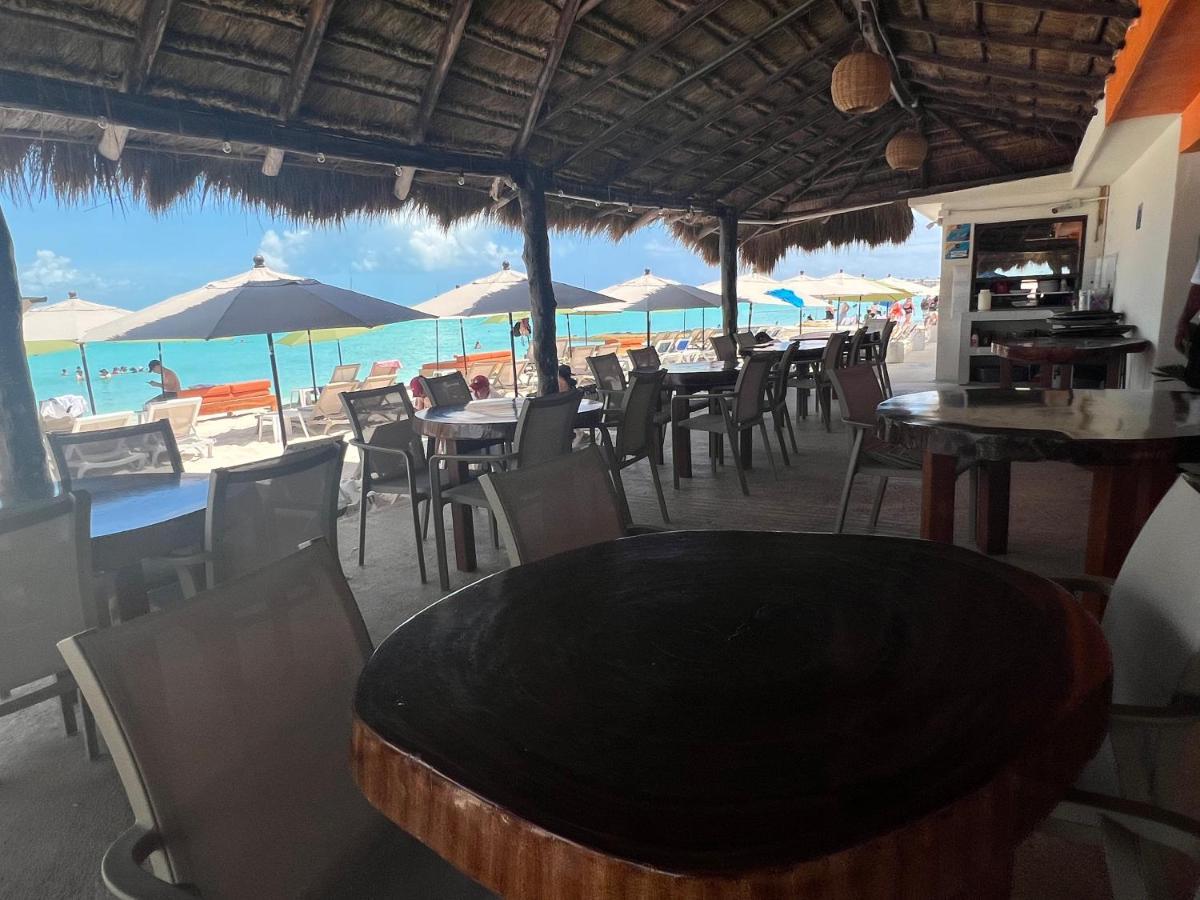 Cuxos Hotel Beachfront Исла Мухерес Екстериор снимка