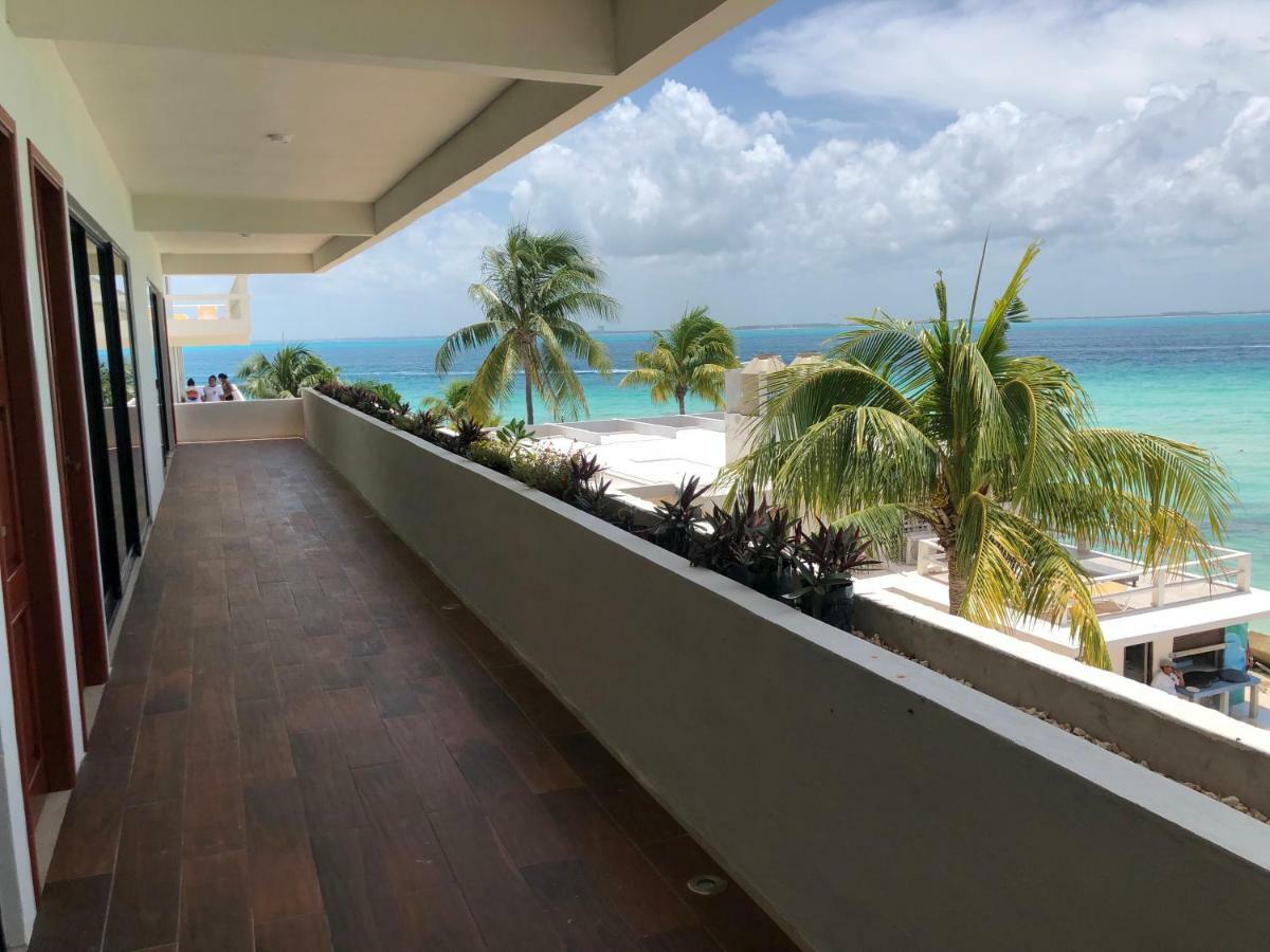 Cuxos Hotel Beachfront Исла Мухерес Екстериор снимка